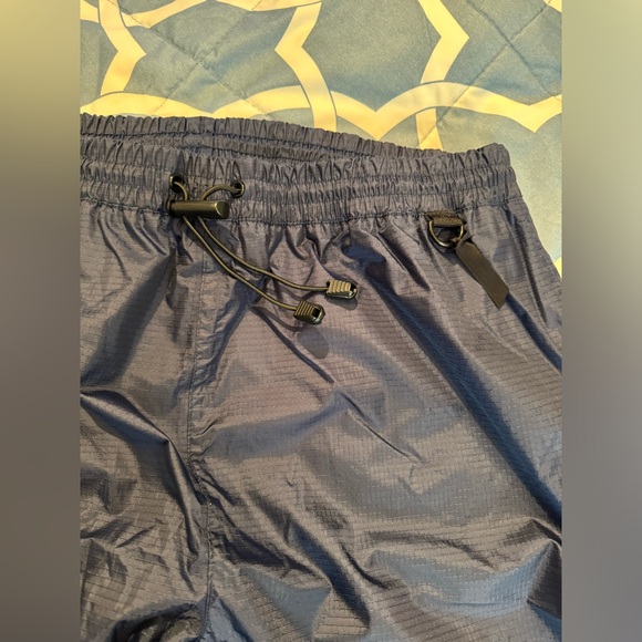 Windward Gear ”A Chapin Company”, Waterproof Breathable Windbreaker Pants! - Picture 4 of 12